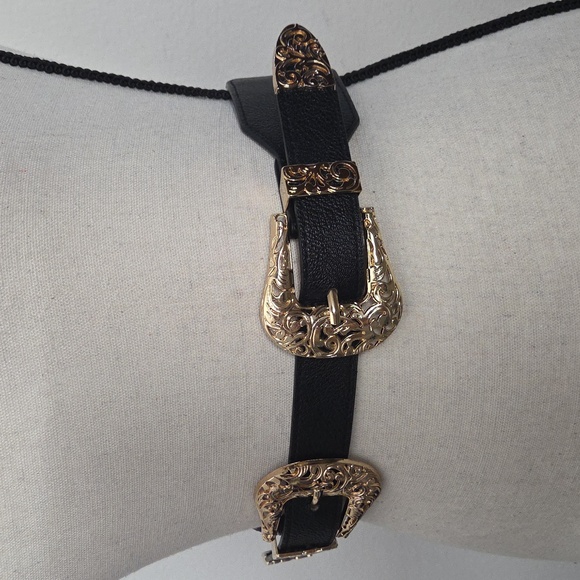 Stretchy double buckle belt - Picture 6 of 7